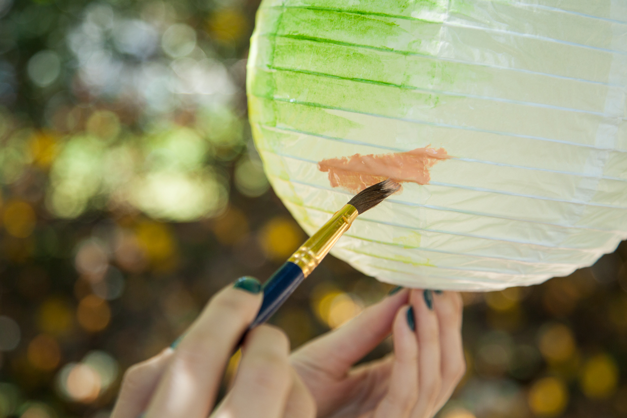 Watercolor Paper Lanterns Maker Crate